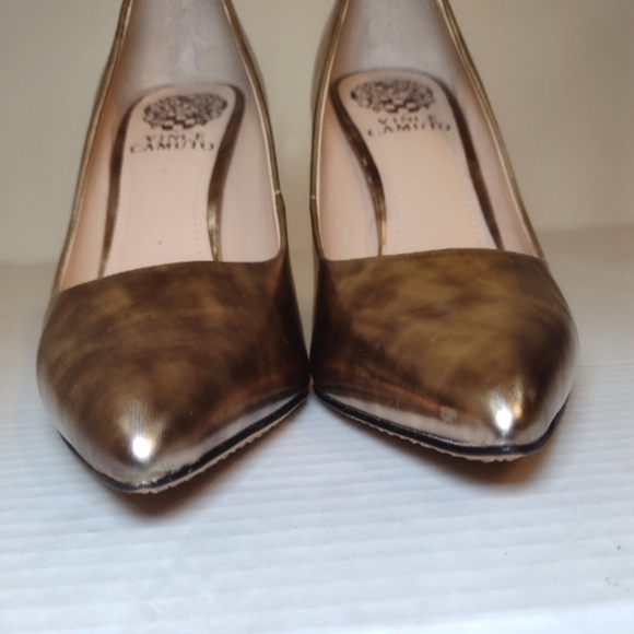 Vince Camuto VC - Kain women's gold heels size (7.1/2) - Picture 4 of 16